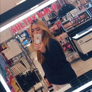 Meet your Posher, Jade